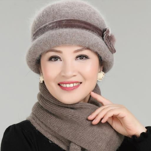 Middle-aged and elderly ladies hats