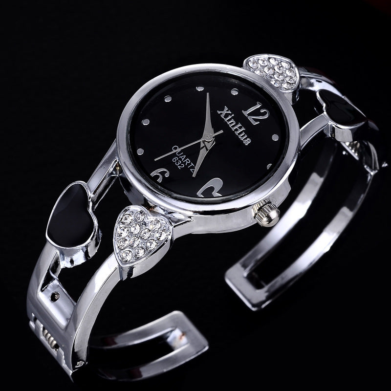 Montres pour femmes serties de diamants Montres britanniques